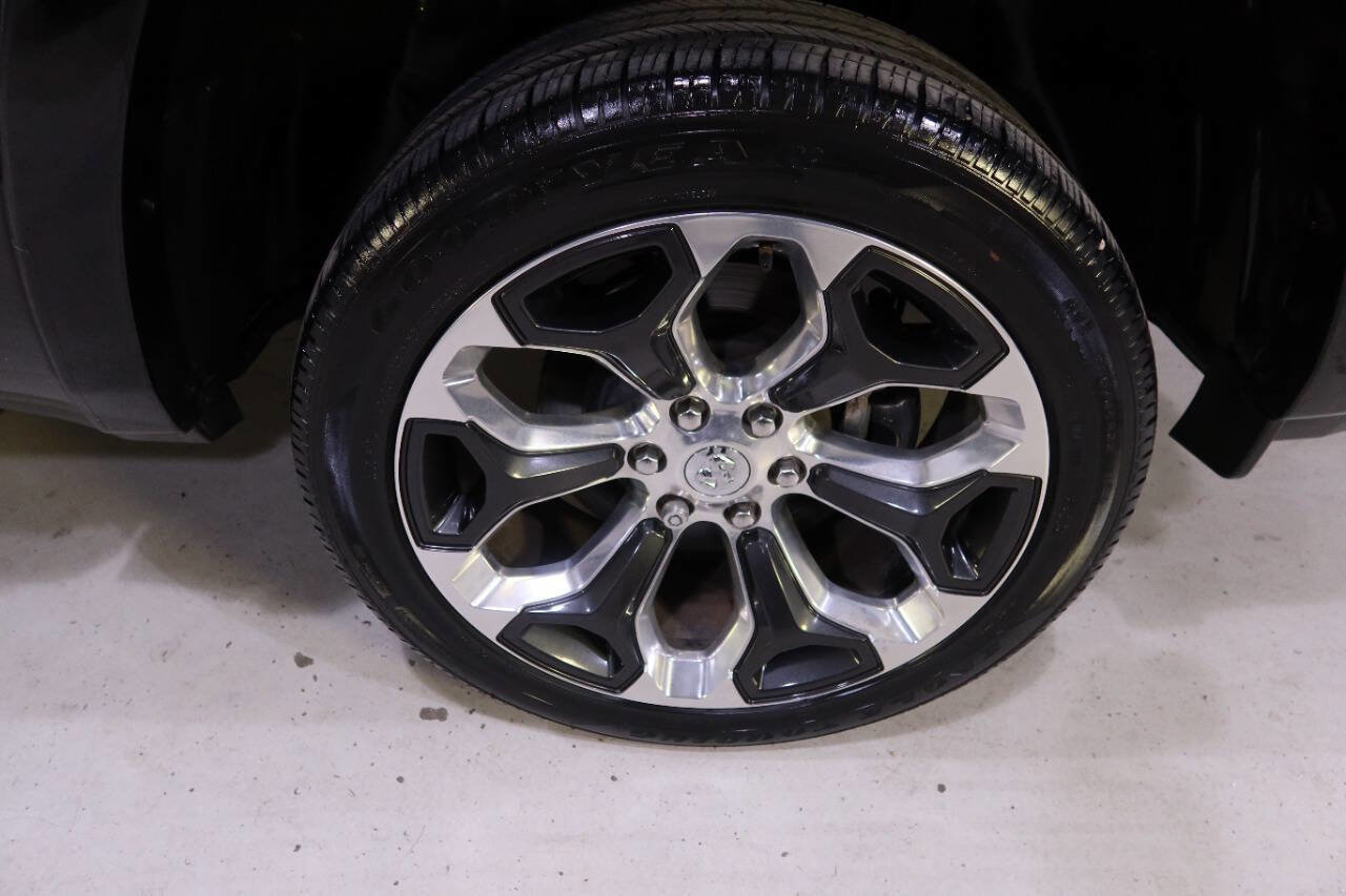 Used 2020 RAM 1500 Limited image 38