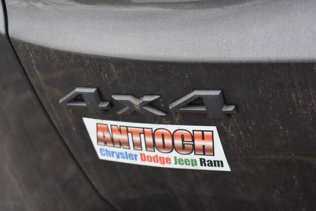 Used 2019 Jeep Renegade Trailhawk w/ Cold Weather Group II AWD/4WD image 17