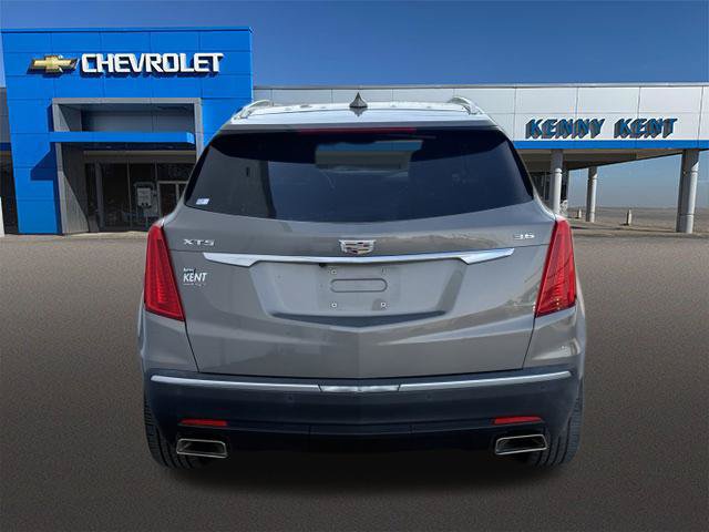 Used 2017 Cadillac XT5 Premium Luxury w/ Driver Assist Package FWD image 10