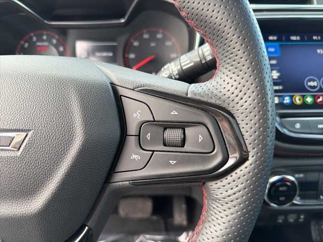 Used 2023 Chevrolet TrailBlazer RS w/ Sun and Liftgate Package image 23