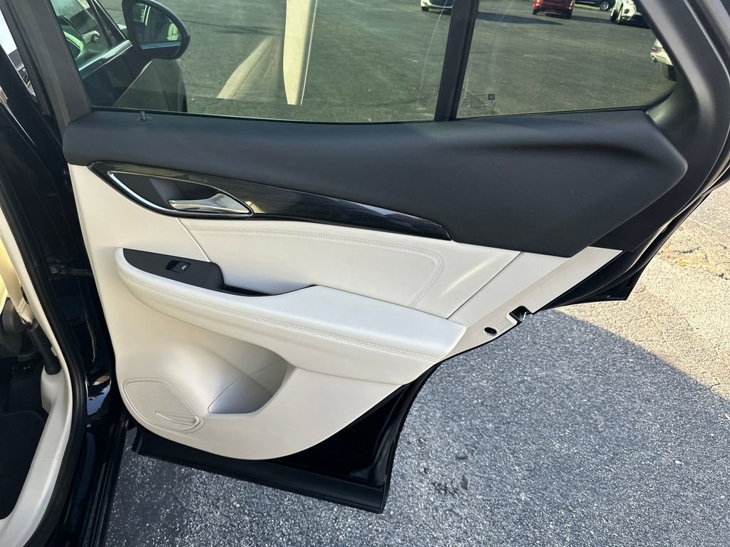 Used 2022 Buick Envision Preferred image 39