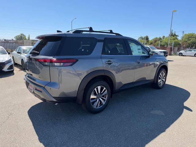 New 2026 Nissan Pathfinder SL FWD image 6