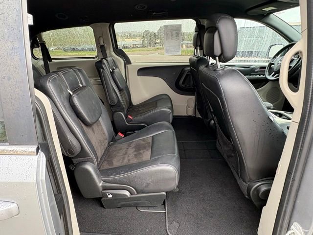 Used 2019 Dodge Grand Caravan SXT FWD image 26