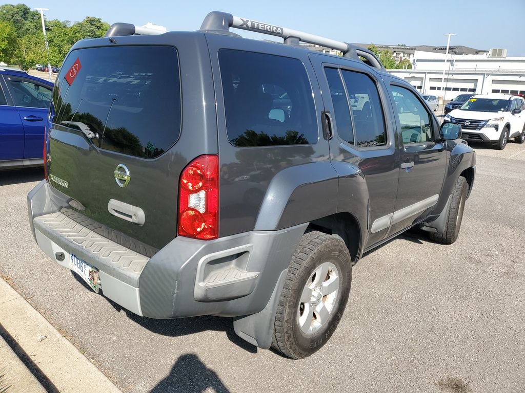 Used 2015 Nissan Xterra X RWD image 14
