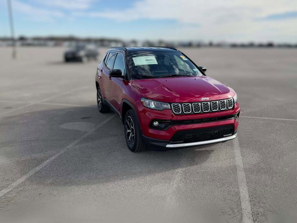New 2026 Jeep Compass Limited image 17