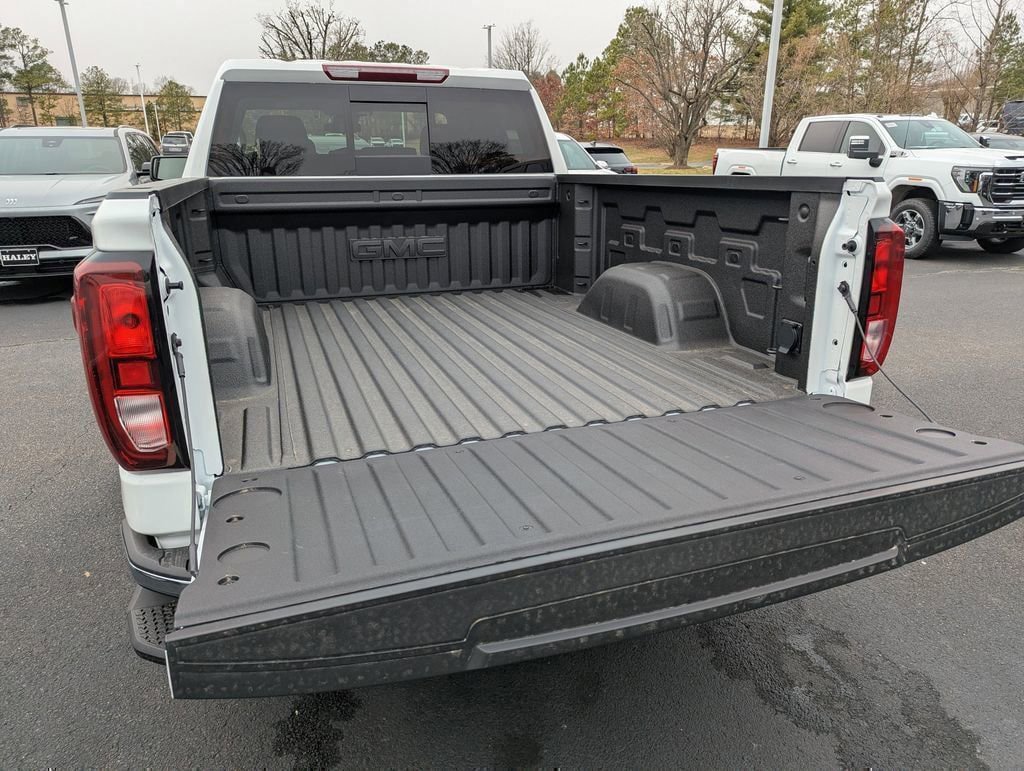 New 2026 GMC Sierra 1500 SLE w/ X31 Off-Road Package AWD/4WD image 8
