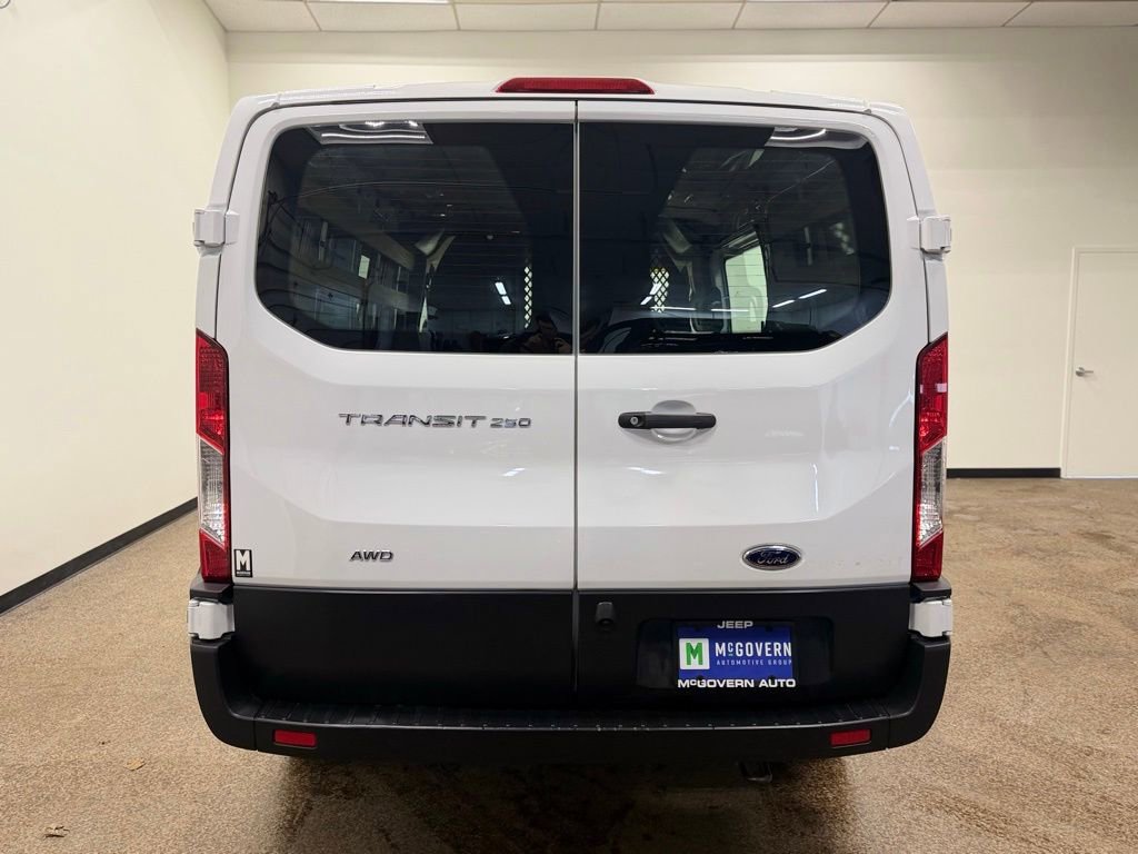 Used 2024 Ford Transit 250 Low Roof AWD w/ Exterior Upgrade Package image 5