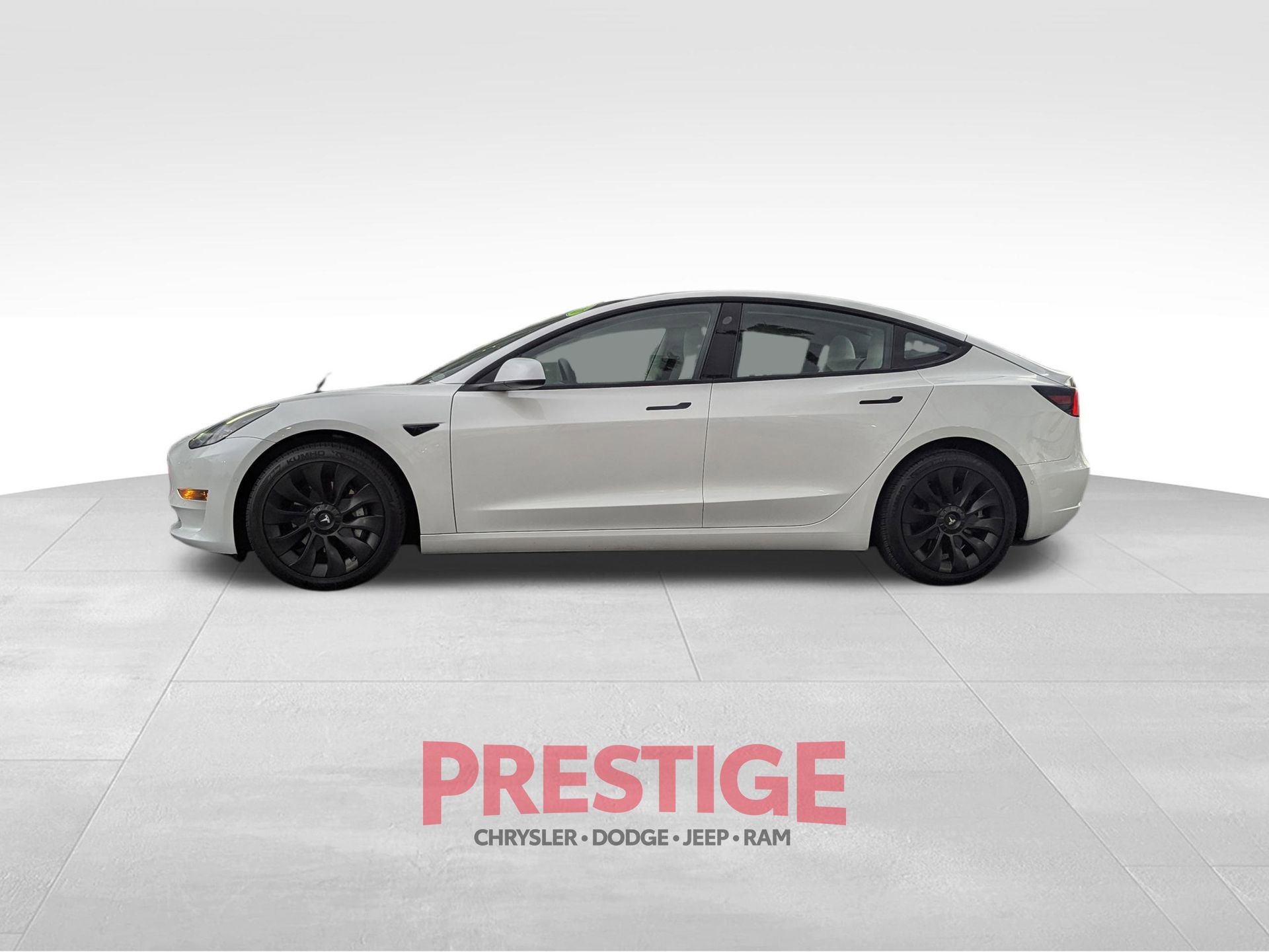 Used 2021 Tesla Model 3 Long Range image 15