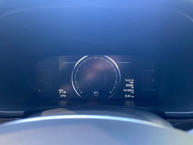 Used 2017 Volvo S90 T5 Momentum w/ Protection Package FWD image 17