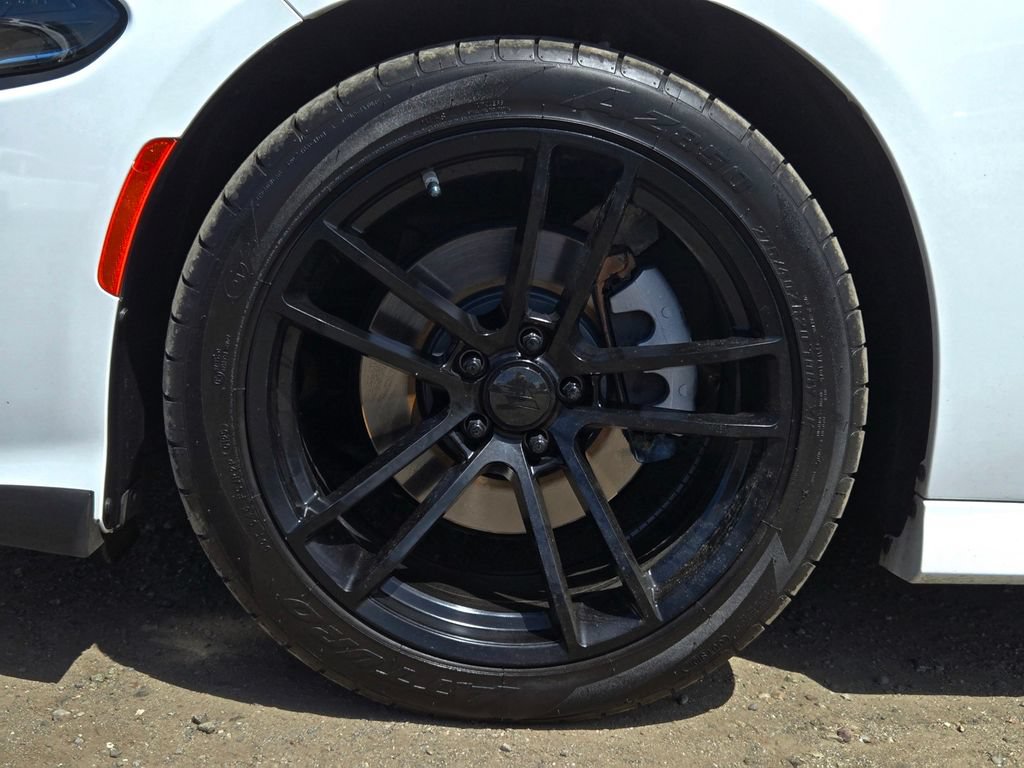 Used 2022 Dodge Charger R/T w/ Plus Group RWD image 10
