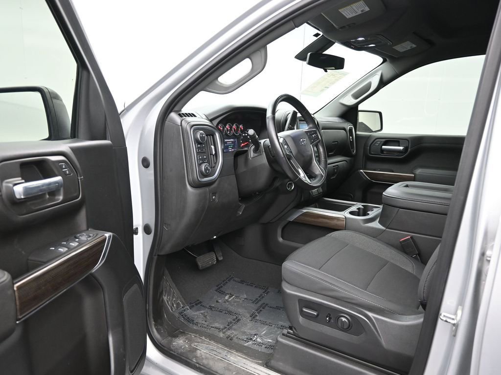 Used 2021 Chevrolet Silverado 1500 LT Trail Boss image 11