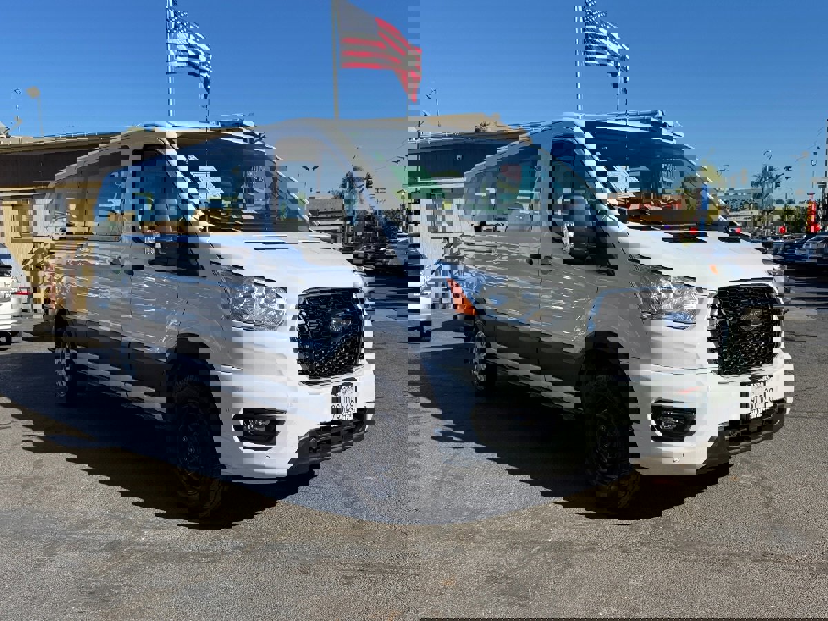 Used 2022 Ford Transit 350 XLT image 5