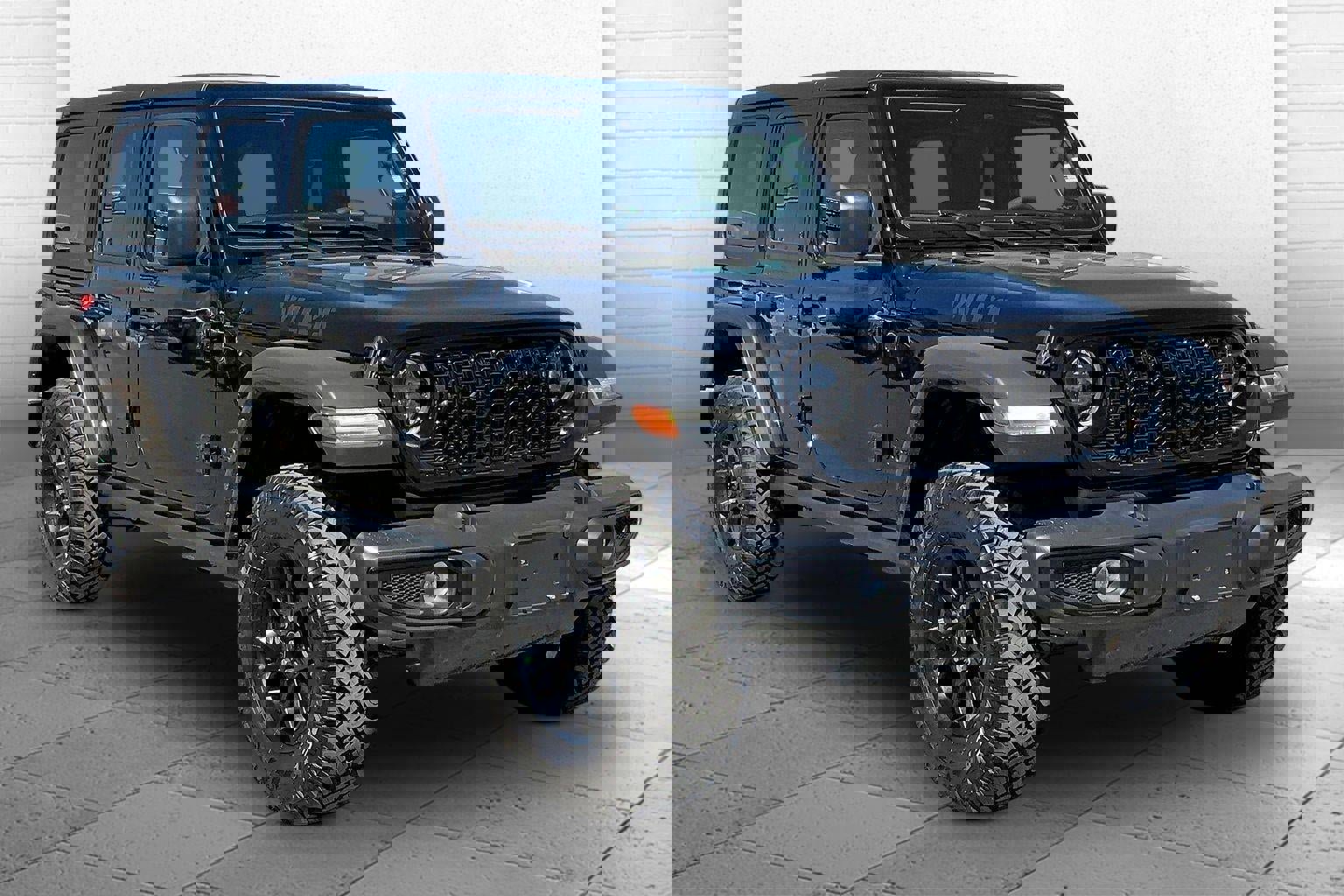 Used 2024 Jeep Wrangler Unlimited Sport image 1