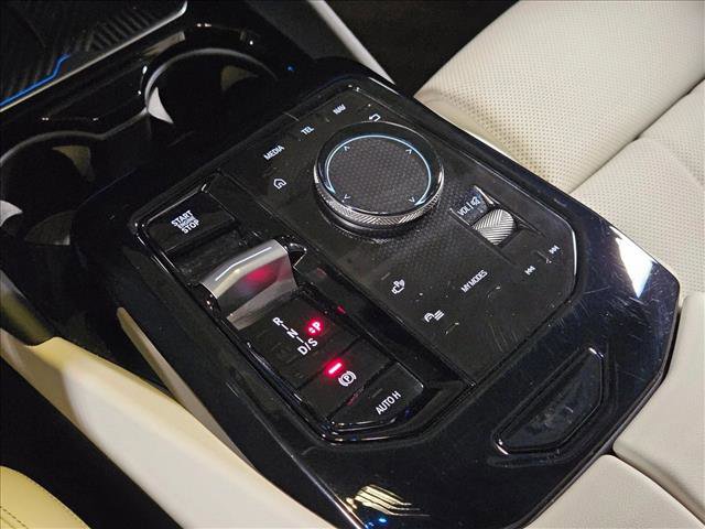 Certified 2024 BMW 530i 530i w/ Premium Package image 11