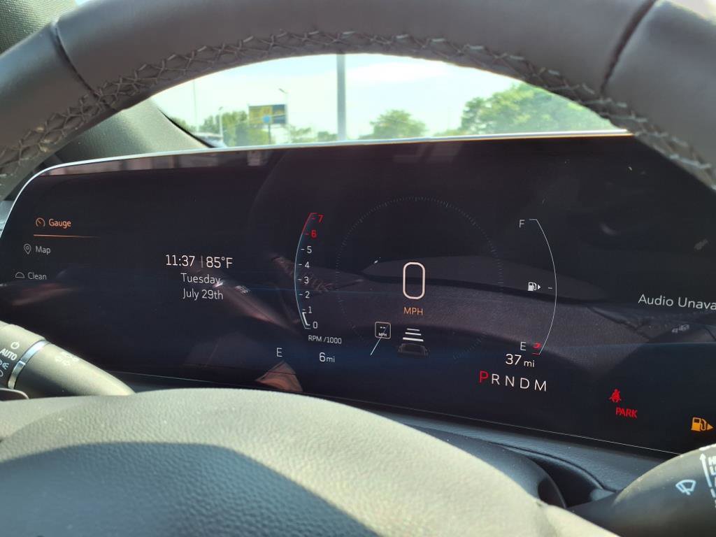 New 2025 Cadillac XT4 Premium Luxury image 16