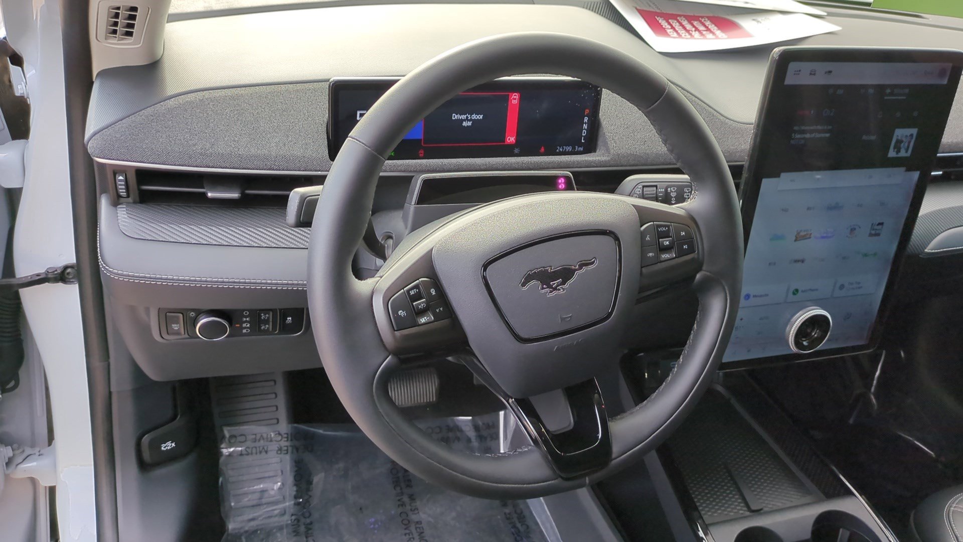 Used 2023 Ford Mustang Mach-E Premium image 17