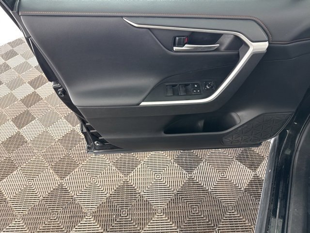 Used 2021 Toyota RAV4 Adventure image 18