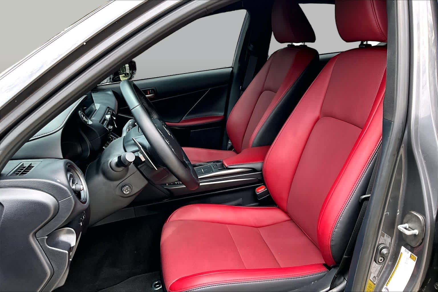 Used 2025 Lexus IS 300 w/ Premium Package RWD image 8