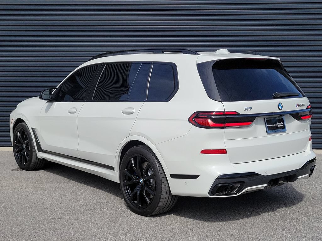 Used 2025 BMW X7 M60i AWD/4WD image 3