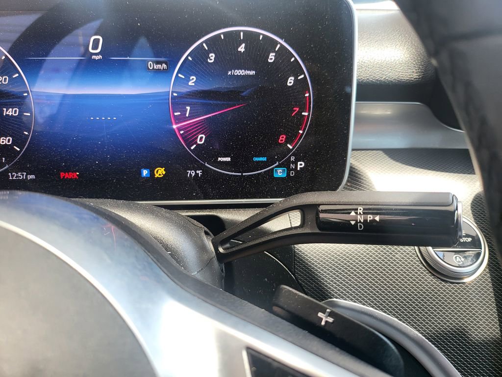 Used 2025 Mercedes-Benz C 300 Sedan image 8