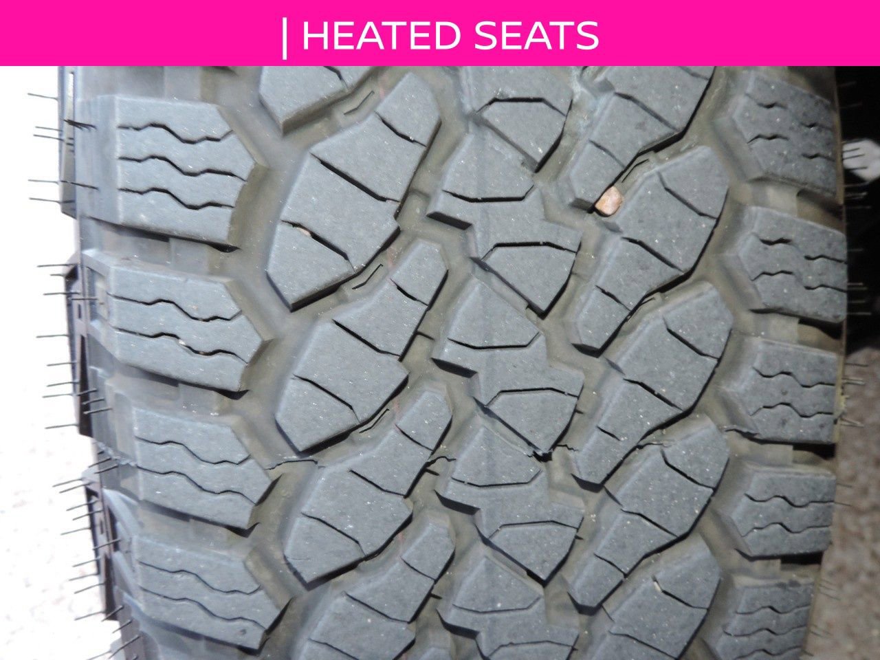 Used 2026 Chevrolet Equinox ACTIV image 18