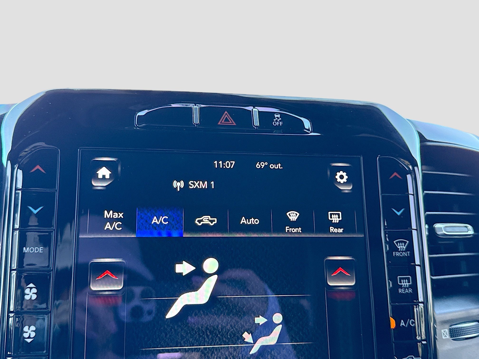 Used 2020 RAM 2500 Laramie image 28