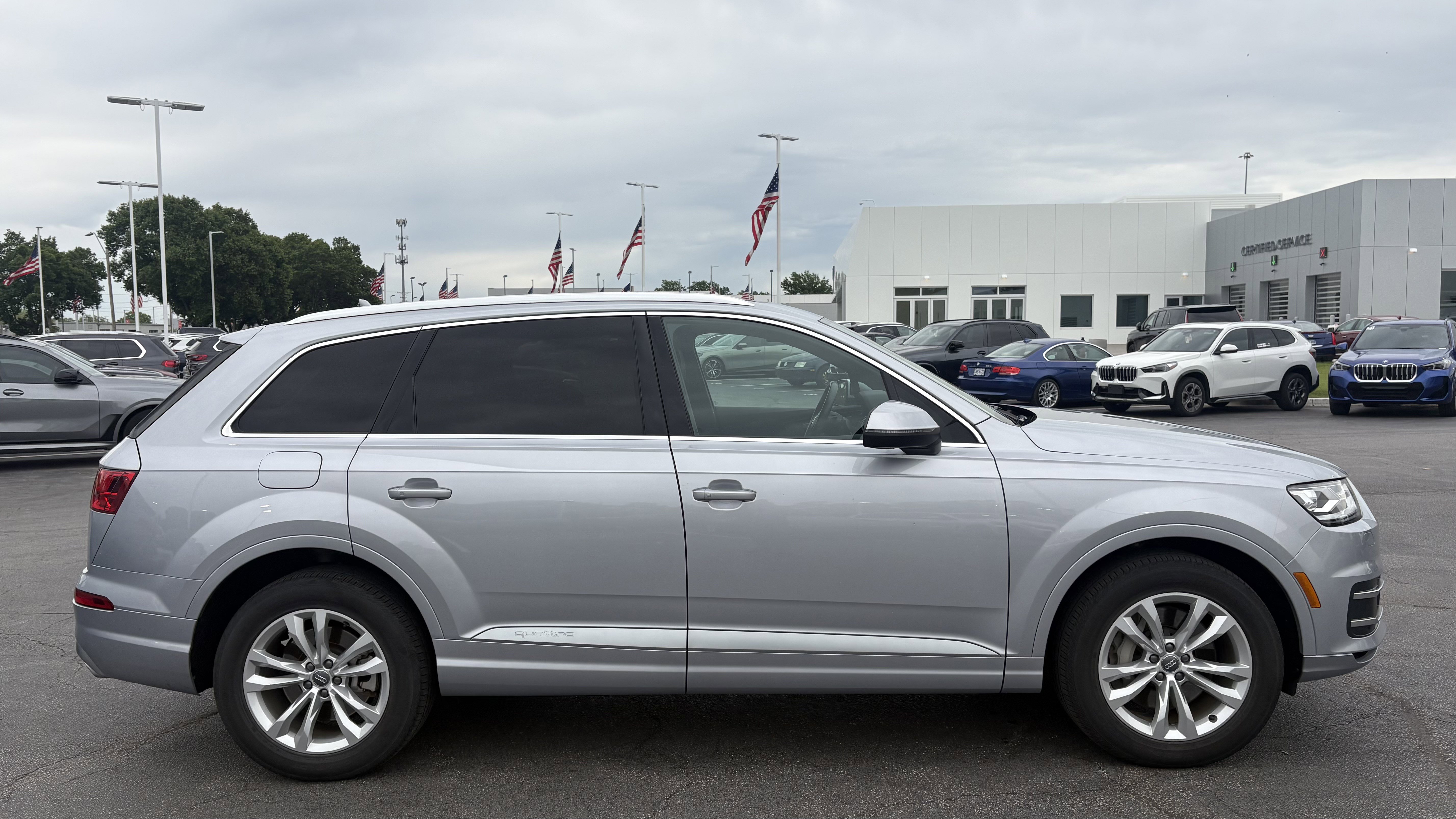 Used 2019 Audi Q7 3.0T Premium w/ Convenience Package AWD/4WD image 11