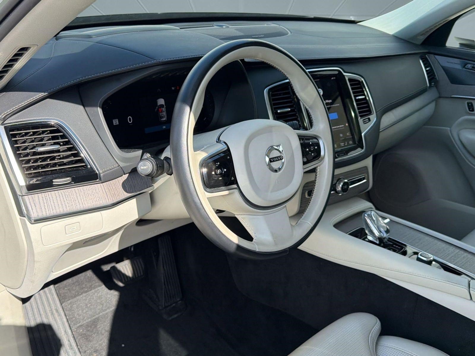 Certified 2023 Volvo XC90 B6 Ultimate w/ Protection Package Premier AWD/4WD image 4