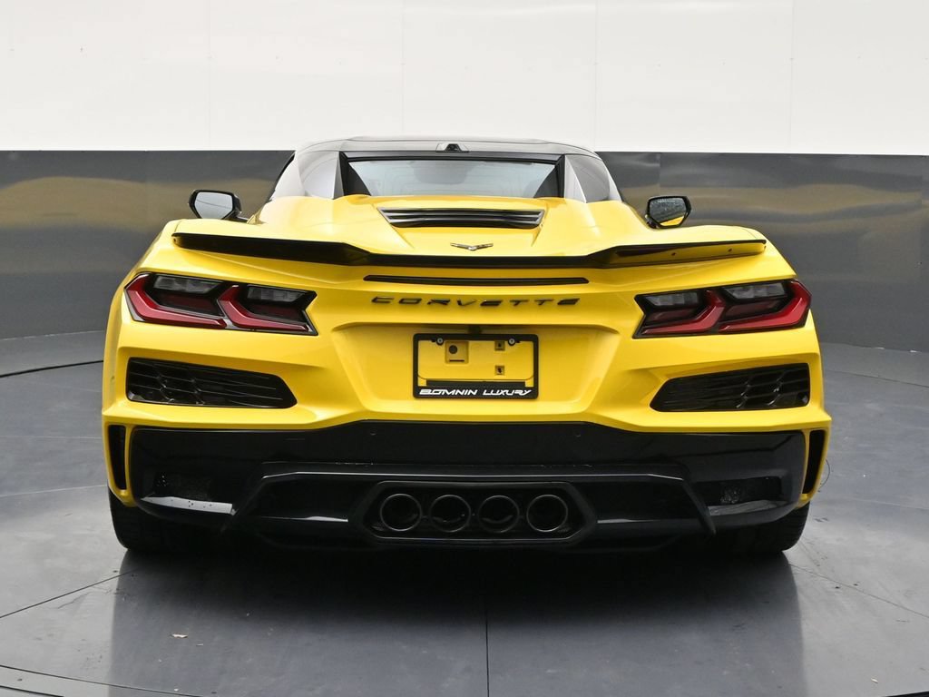 Used 2026 Chevrolet Corvette Z06 RWD image 4