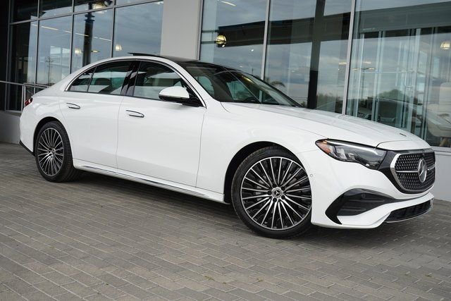 New 2026 Mercedes-Benz E 350 4MATIC Sedan image 1