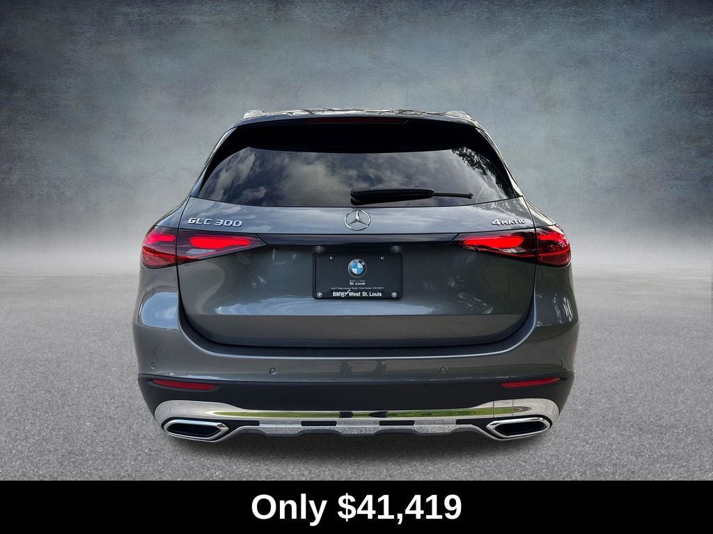 Used 2023 Mercedes-Benz GLC 300 4MATIC image 4