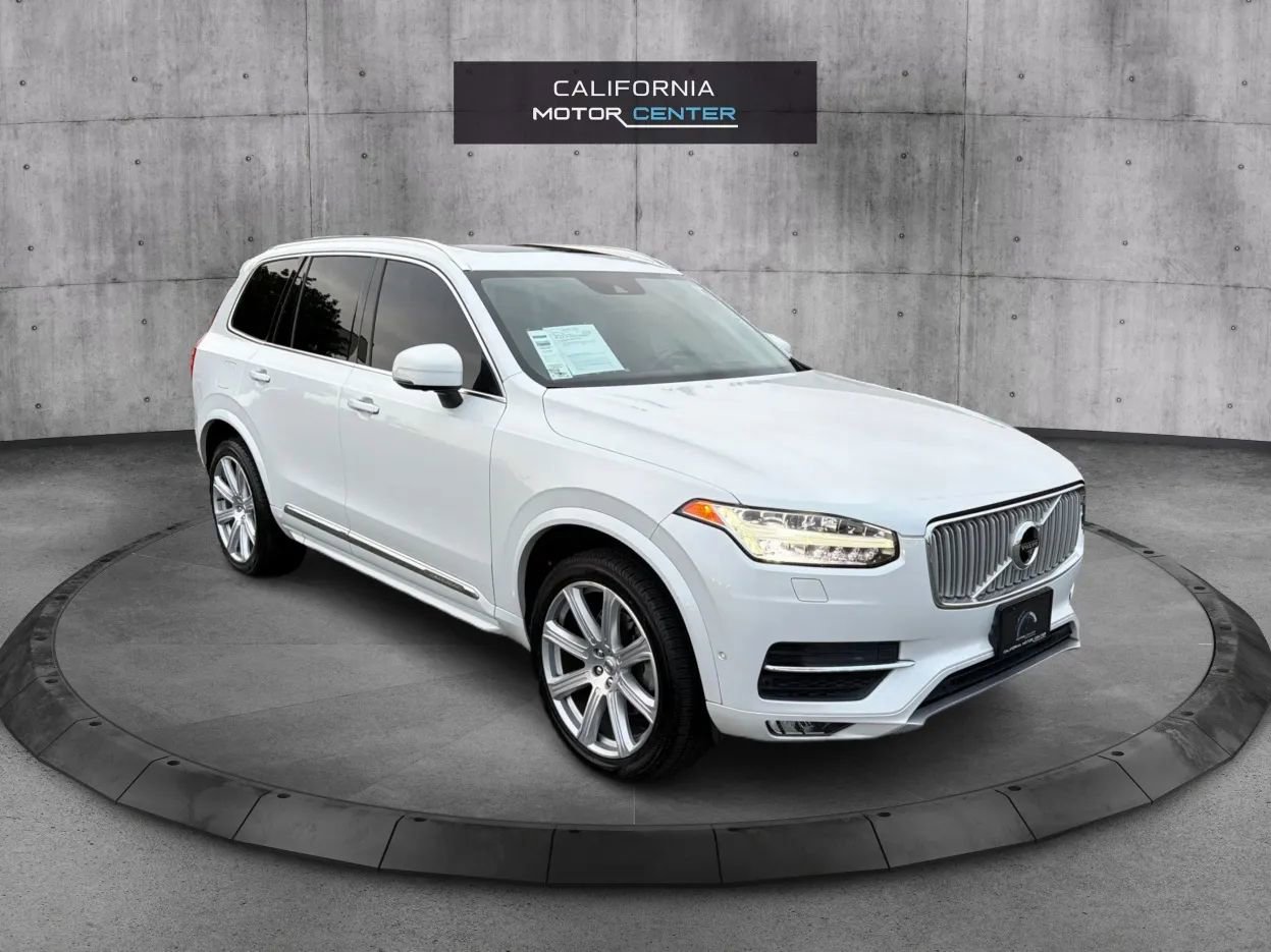 Used 2017 Volvo XC90 T6 Inscription w/ Luxury Package image 1