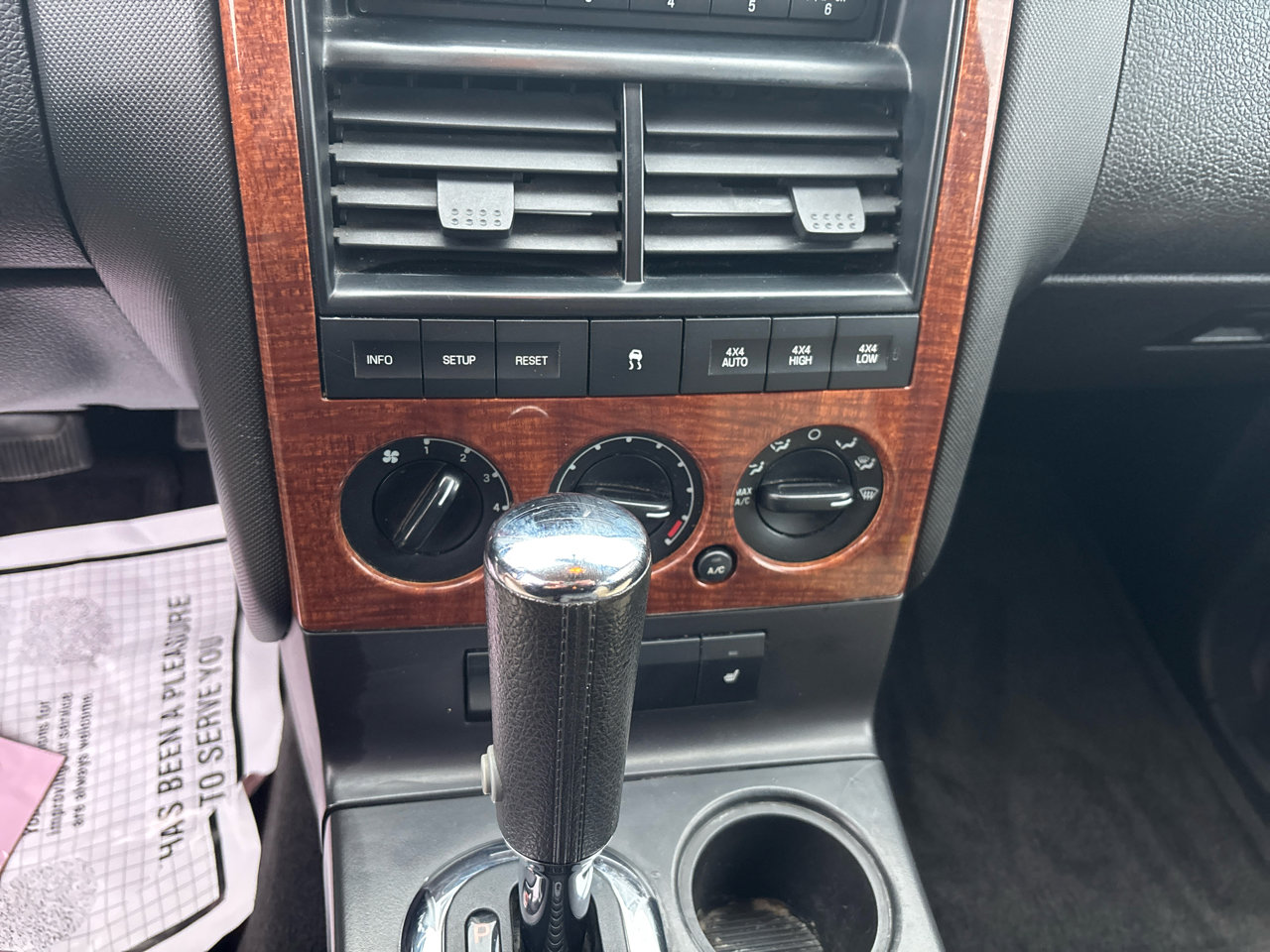 Used 2010 Ford Explorer Eddie Bauer image 29