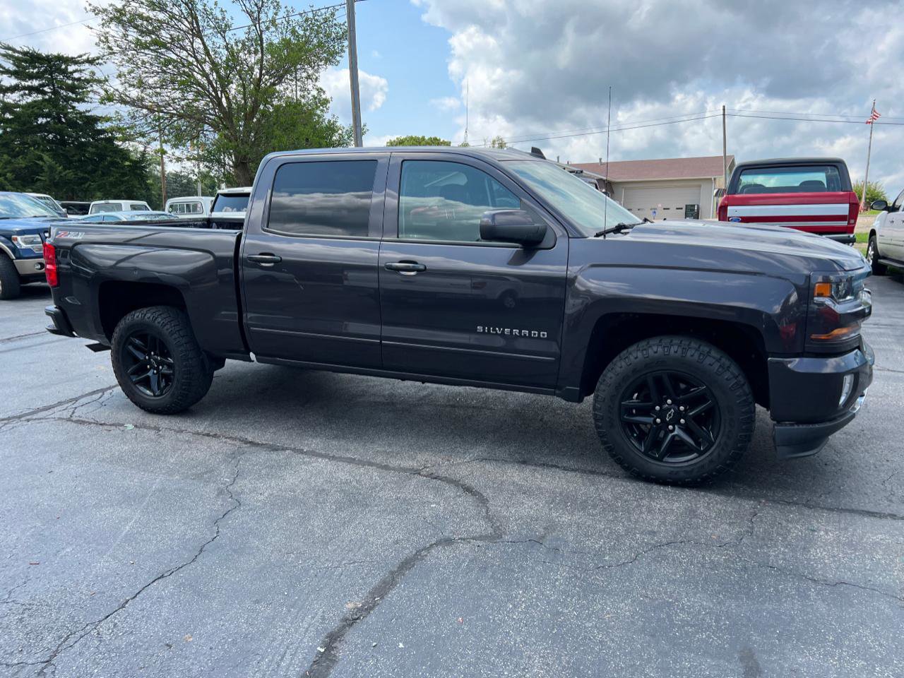 Used 2016 Chevrolet Silverado 1500 LT w/ All Star Edition AWD/4WD image 3