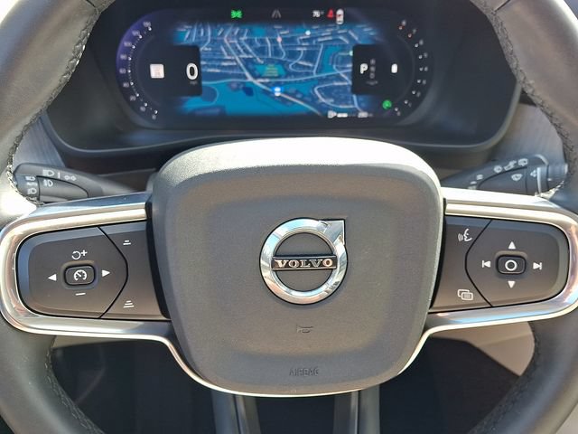 Certified 2024 Volvo XC40 B5 Plus w/ Protection Package Premier AWD/4WD image 22