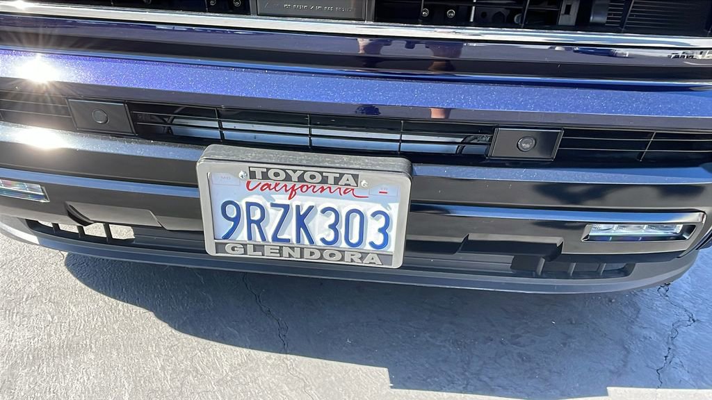 Used 2025 Toyota Sequoia Limited w/ TRD Off-Road Package image 9