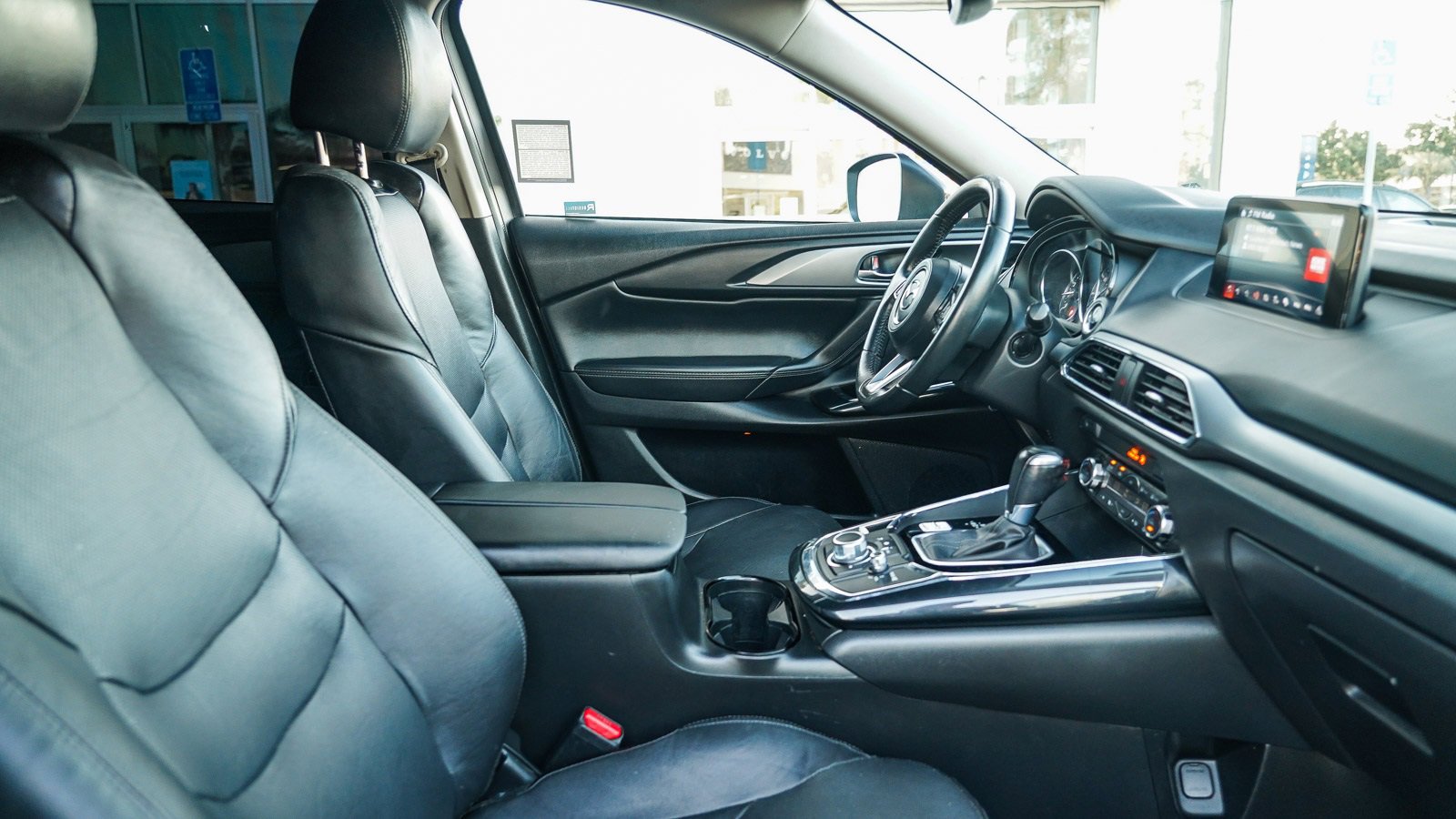 Used 2018 MAZDA CX-9 Touring image 16