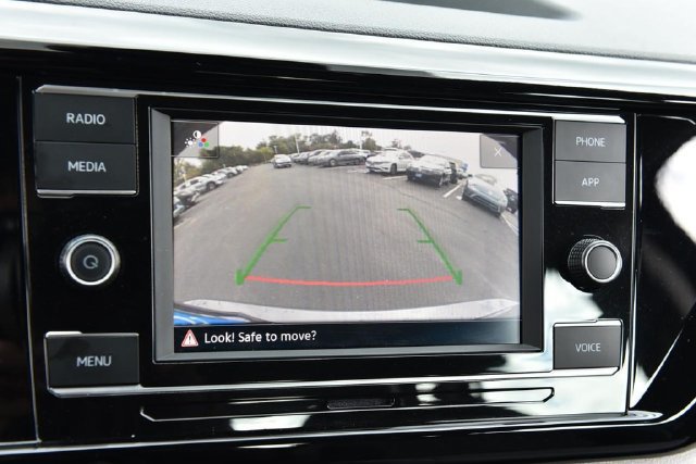 Used 2024 Volkswagen Taos S w/ MDO Package FWD image 13