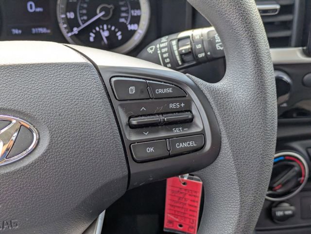 Used 2021 Hyundai Venue SE FWD image 18