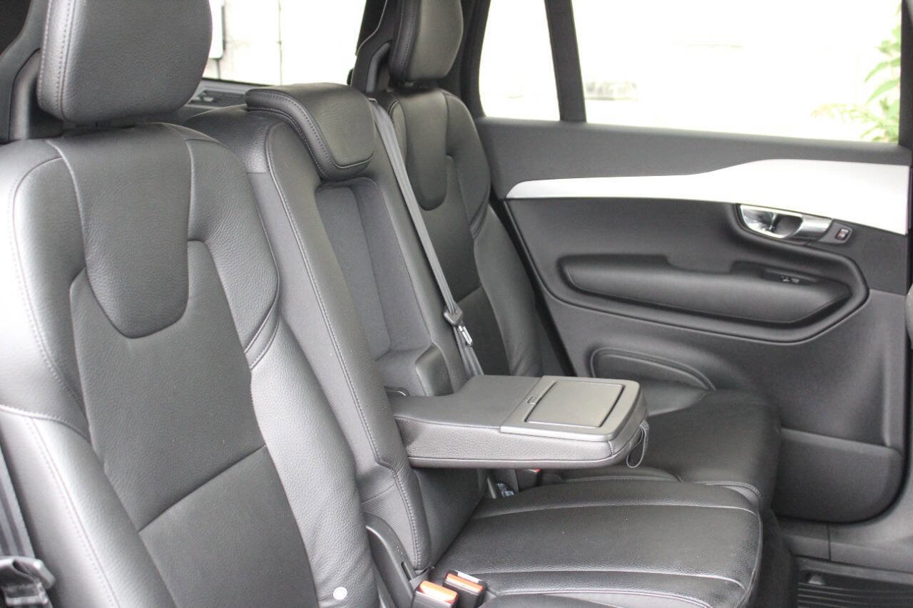 Used 2016 Volvo XC90 T6 Momentum image 19