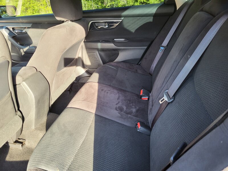 Used 2014 Nissan Altima 2.5 SV FWD image 23