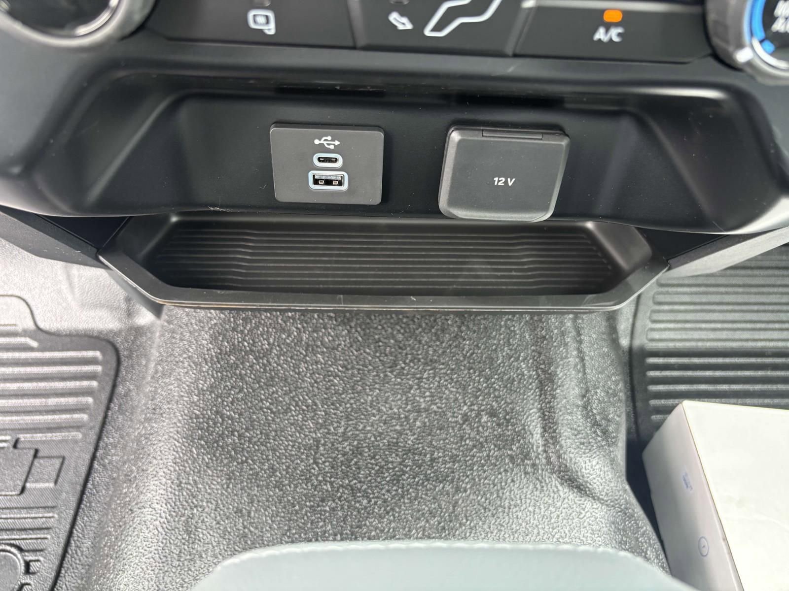 New 2025 Ford F550 4x4 Regular Cab Super Duty image 5