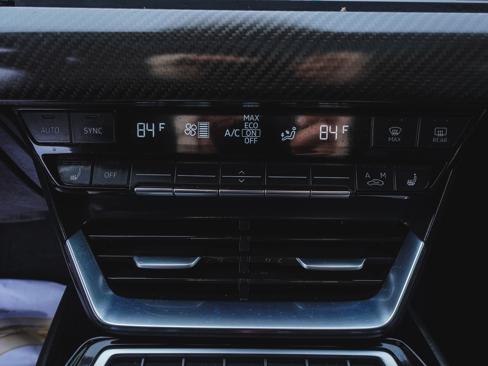 Used 2022 Audi e-tron GT Premium Plus w/ Performance Package image 20