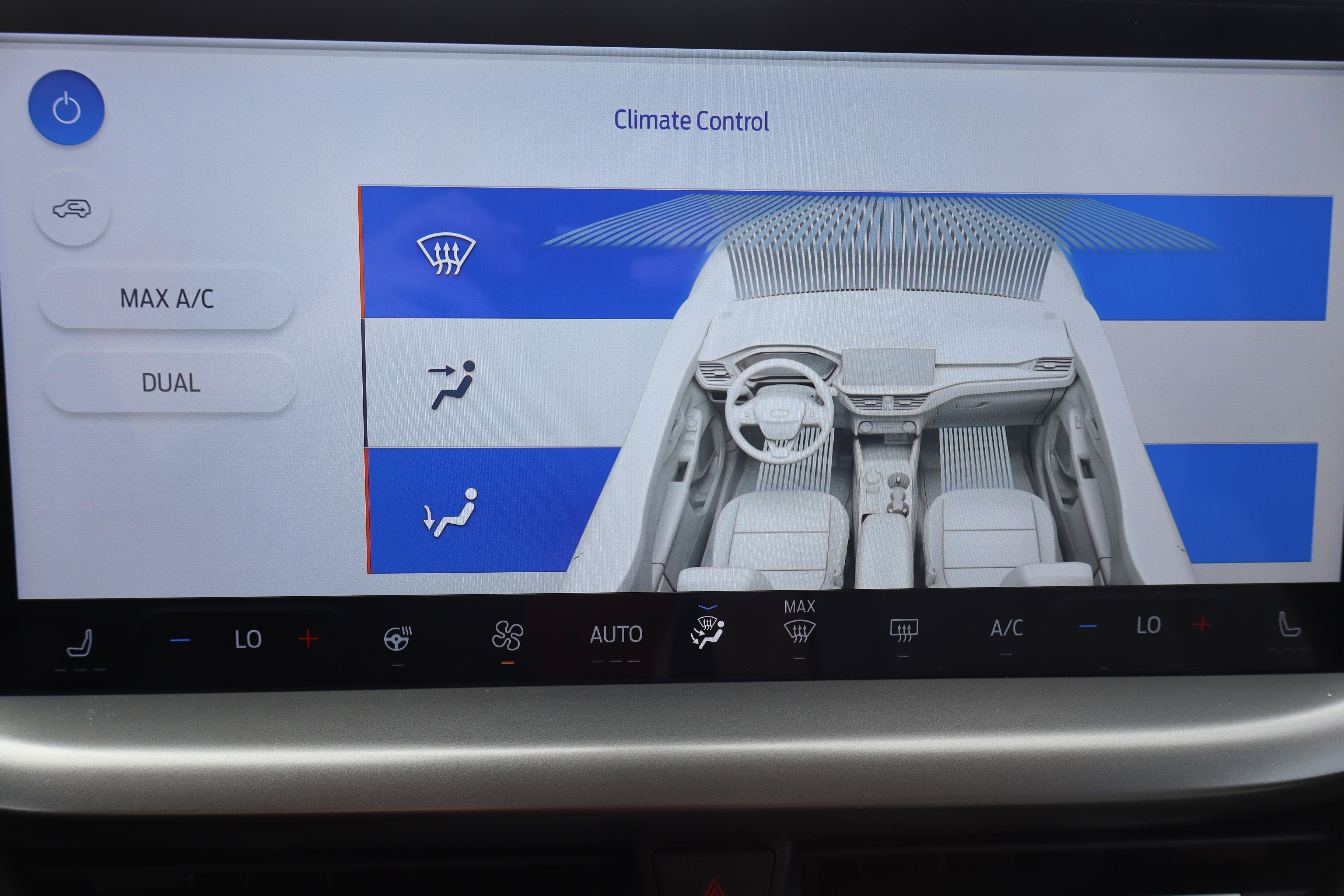 Used 2025 Ford Escape SE image 22