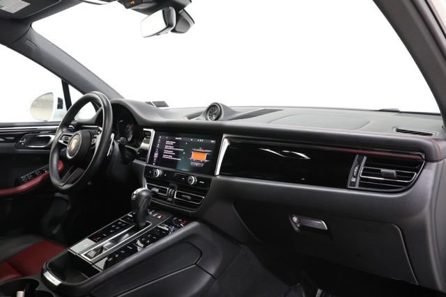 Used 2023 Porsche Macan S AWD/4WD image 14