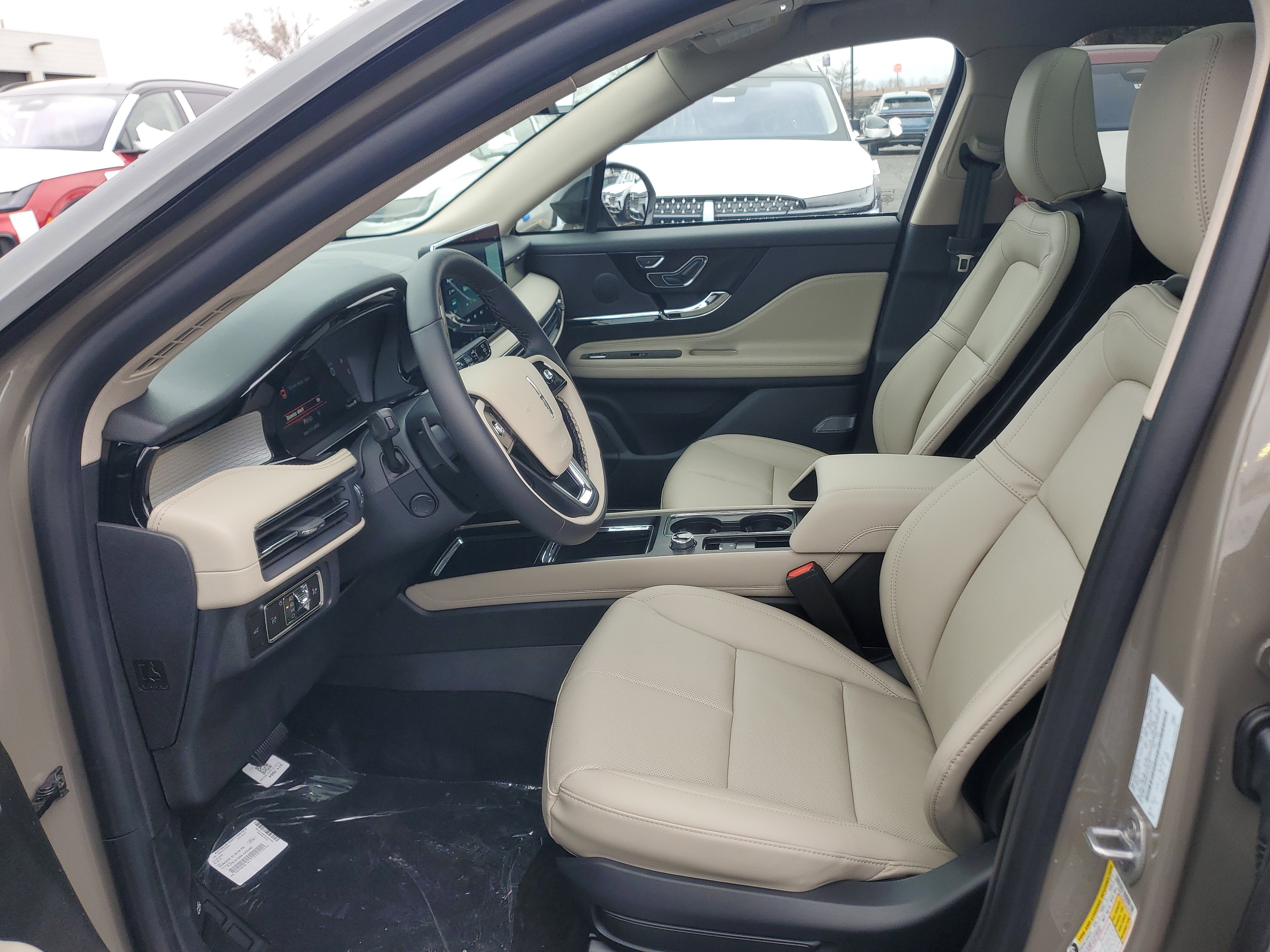 New 2026 Lincoln Corsair Premiere AWD/4WD image 12