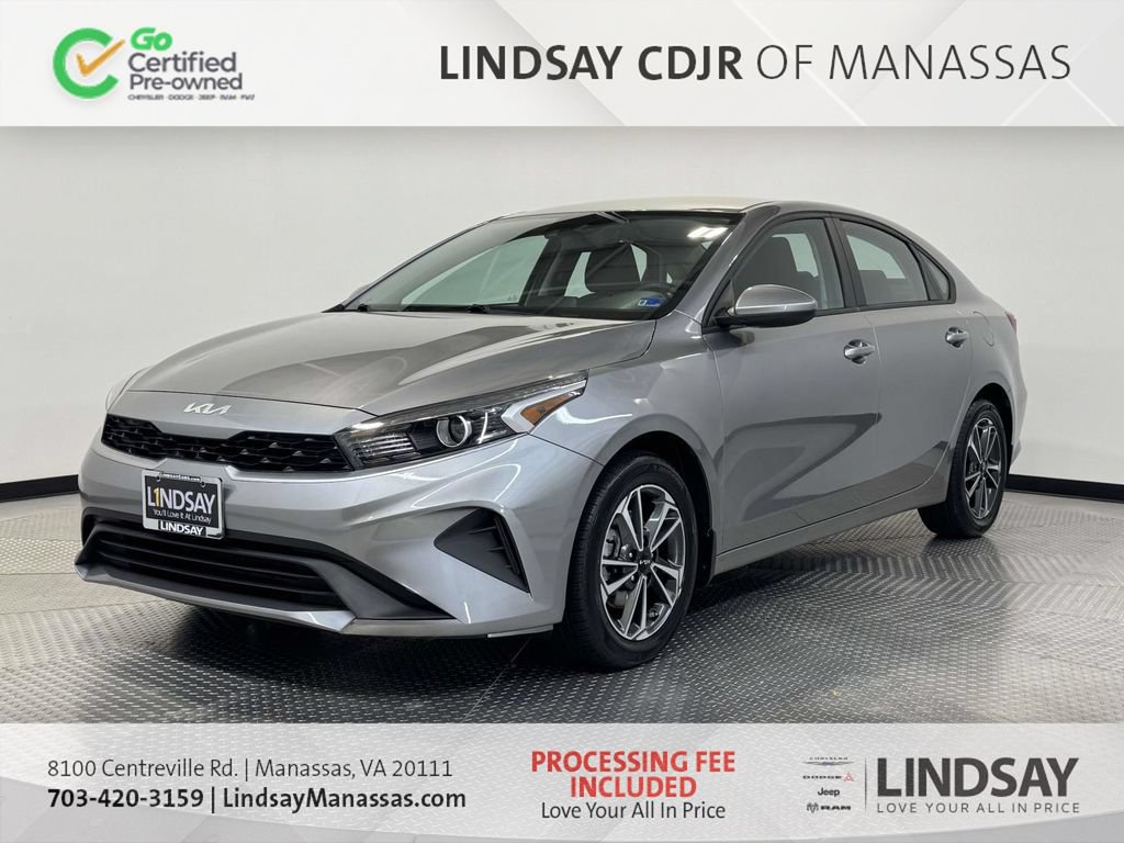Used 2023 Kia Forte LXS FWD image 4