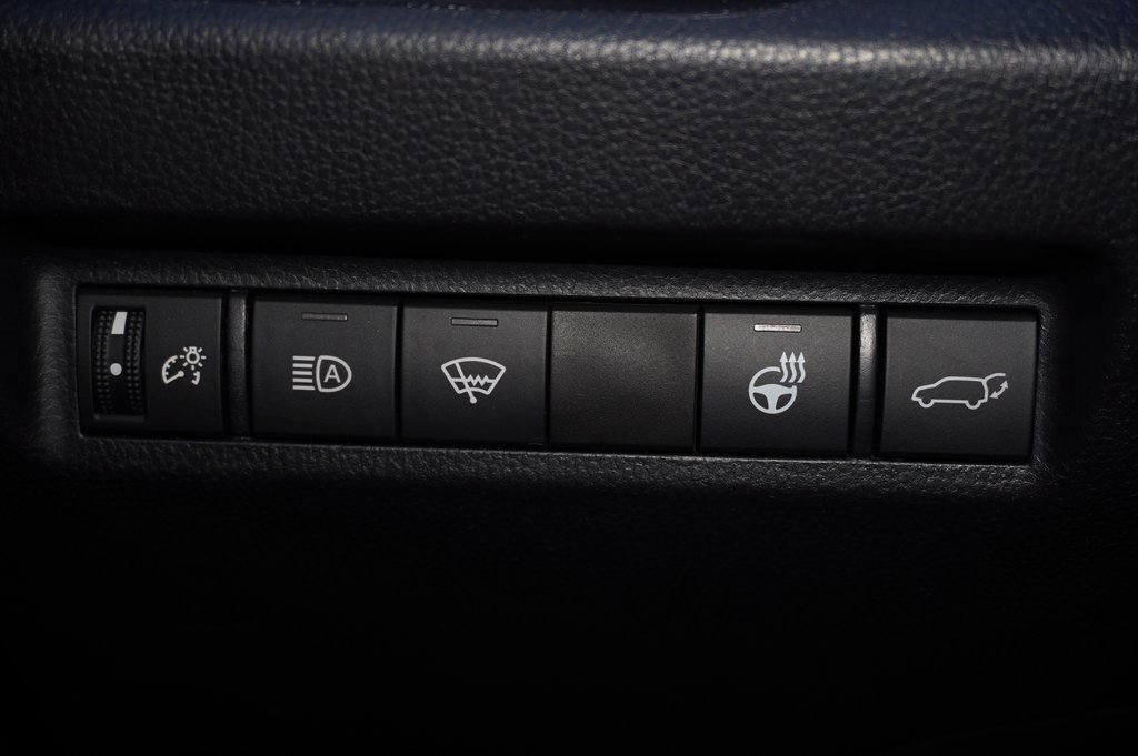 Certified 2022 Toyota RAV4 XLE Premium image 16