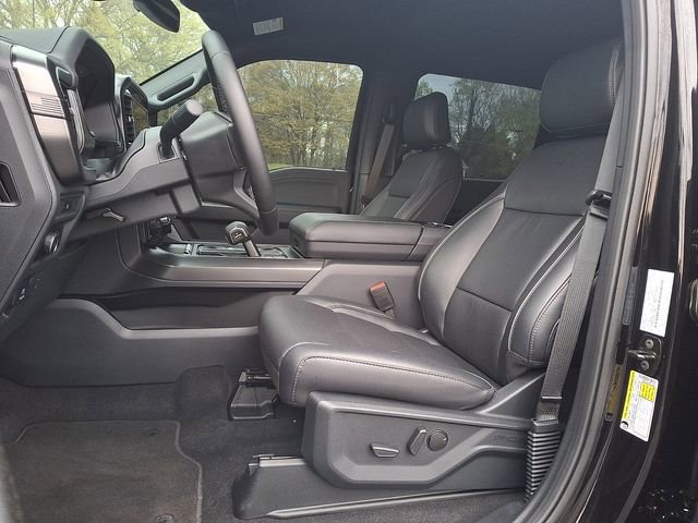 Used 2025 Ford F150 Lariat w/ Equipment Group 501A Mid image 13