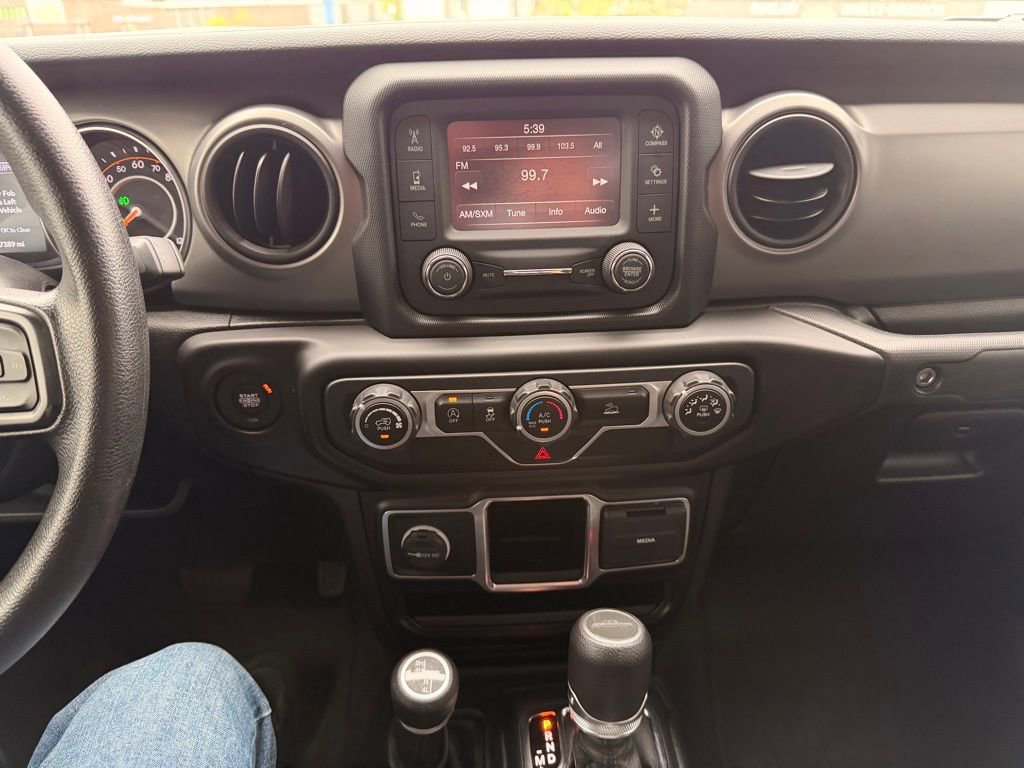 Used 2021 Jeep Gladiator Sport AWD/4WD image 20